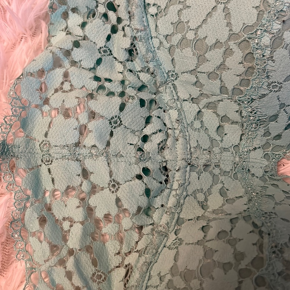 VICTORIAS SECRET PINK LARGE LACE BRALETTE LIGHT BLUE - Picture 4 of 5